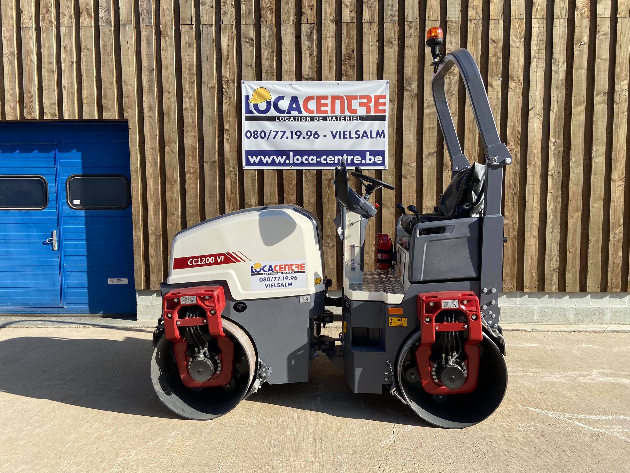 Locacentre - Compacatage - ROULEAU TANDEM 2700 kg